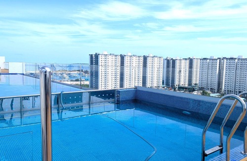 Hulhumale Apartment | Luxury 3BR Apartment with Infinity Pool, Balcony n Gym