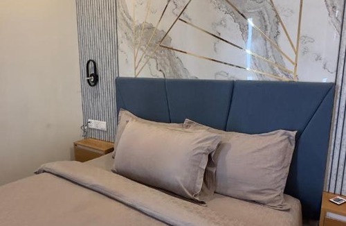 Hulhumale House | Luxury comfy 1 Room with pool near airport
