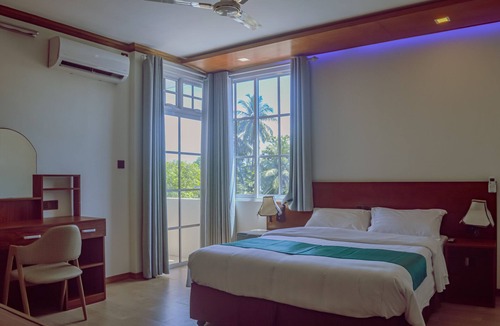 Maamigili Bed & Breakfast | Maaniya Palace