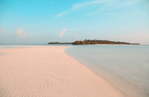 Haa Dhaalu Atoll House | Makunudhoo, the island of hospitality!