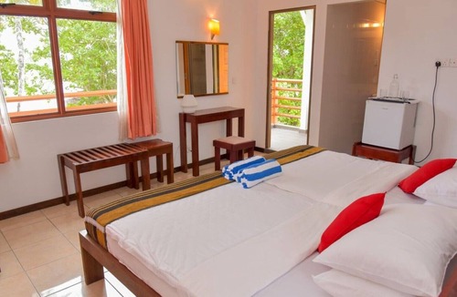 Himmafushi Bed & Breakfast | Maldives Beach Villa, Himmafushi Island