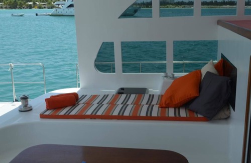 Mahibadhoo Boat Rental | Maldives Dive Loabi
