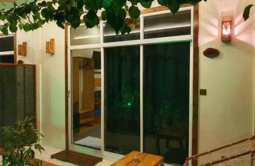 Dhangethi House | Manta Dhangethi