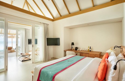 Vommuli Resort | Naha Resort Maldives
