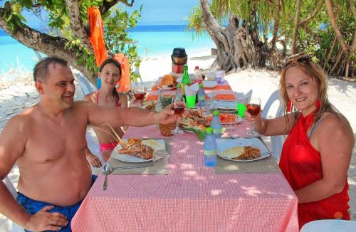 Hangnaameedhoo House | Ocean Beach Inn - Maldives