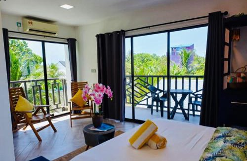 Fulhadhoo House | Palms Retreat