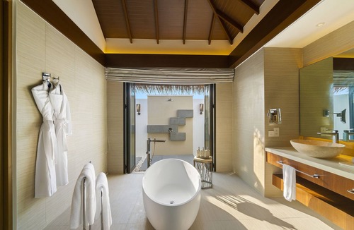 Maamutaa Island Hotel | Pullman Maldives Resort