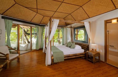 Mushimasgali Resort | Safari Island