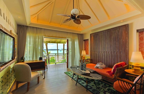 Eh'mafushi Resort | SAii Lagoon Maldives, Curio Collection by Hilton