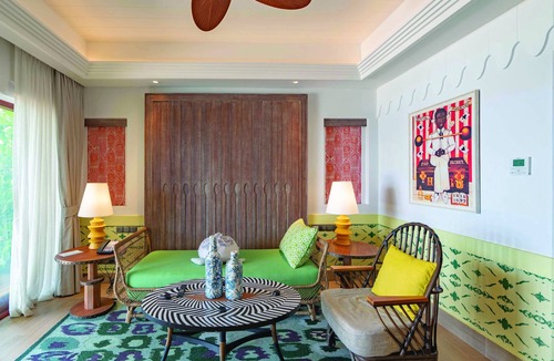 Eh'mafushi Resort | SAii Lagoon Maldives, Curio Collection by Hilton