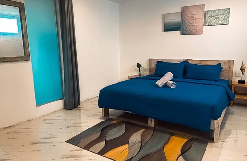 Thulusdhoo Island Hotel | Sands Exotic Hotel & Spa