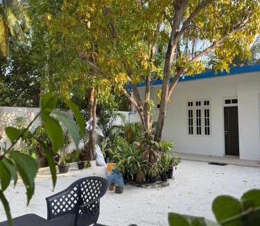 Meedhoo House | Sea View
