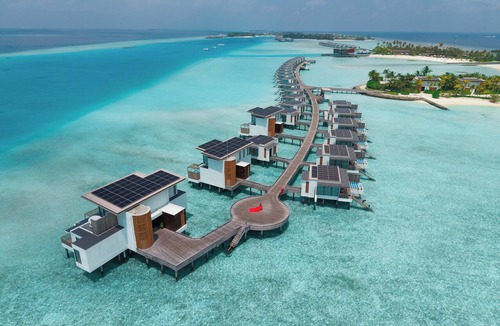 Emboodhoo Lagoon Hotel | SO/Maldives