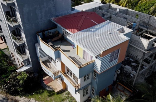 Fuvahmulah House | Spacious 6-bedroom house in marvelous Fuvahmulah with AC, WiFi