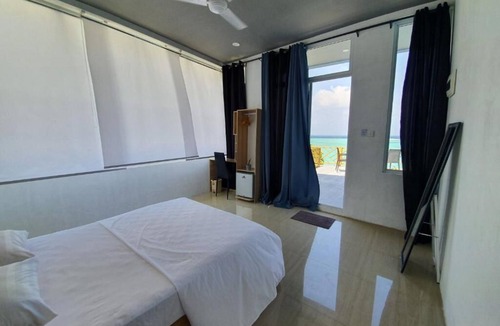 Gulhi House | String Wave Maldives