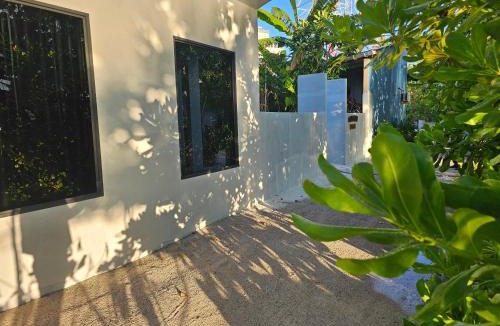 Dhangethi House | Sunset Beach View