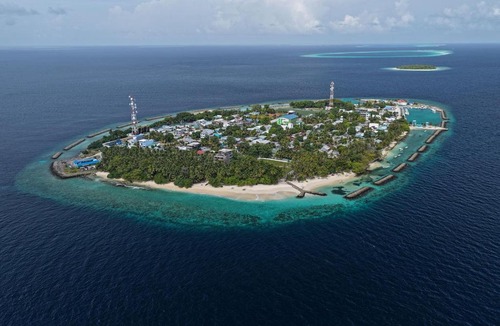 Kendhoo House | The Blue Cave Maldives