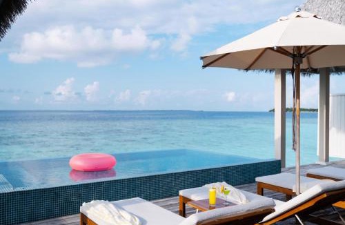 Huruvalhi Resort | The Standard, Huruvalhi Maldives
