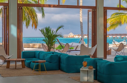 Huruvalhi Resort | The Standard, Huruvalhi Maldives