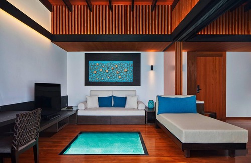 Miriandhoo Island Hotel | The Westin Maldives Miriandhoo Resort