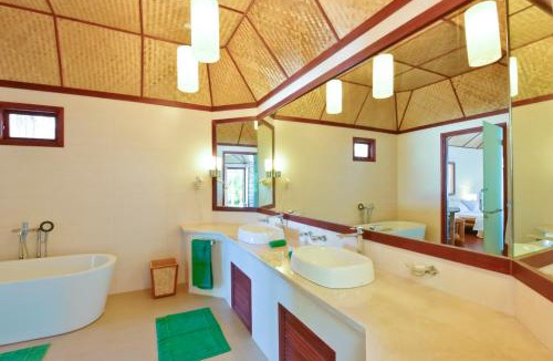 Thulhaagiri Resort | Thulhagiri Island Resort & Spa
