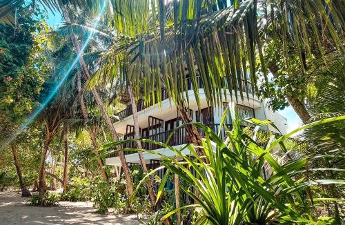 Fulidhoo House | Thundi Sea View