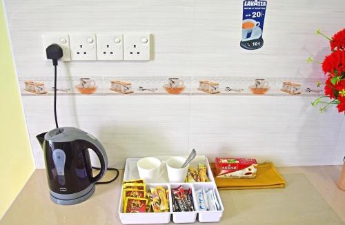 Male House | Tourist Inn