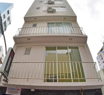 Male House | Tourist Inn