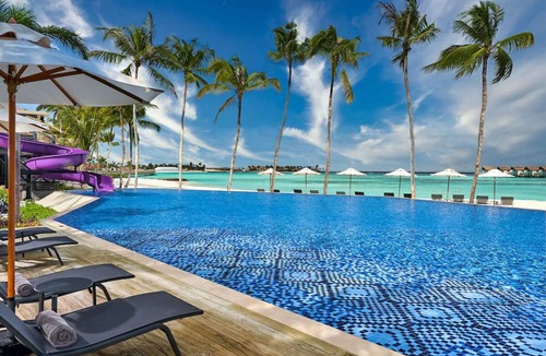 Farukolhufushi Island Hotel | Twin Studio on Beachfront with Modern Comforts