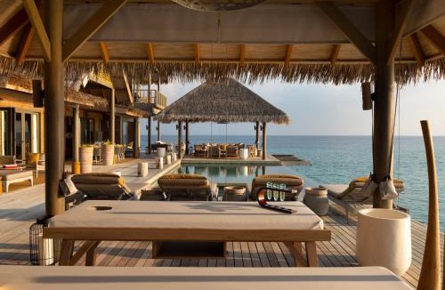 Vakkaru Resort | Vakkaru Maldives - 30 percent off on seaplane transfers for stays until 19 Dec 2025