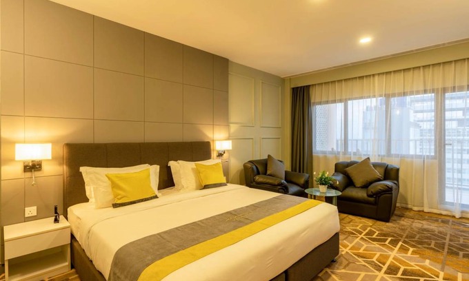 Male Hotel | 120 m² Hotel ∙ 3 guests