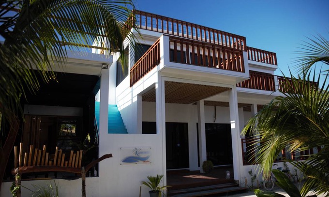 Thulusdhoo Island Resort | 25 m² Private room ∙ 1 bedroom ∙ 2 guests