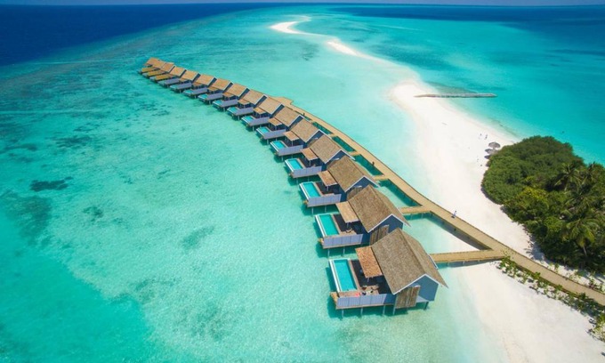Kuramathi Island Resort | 310 m² Resort ∙ 127 guests