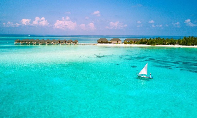 Ziyaraifushi Island Resort | 380 m² Resort ∙ 127 guests