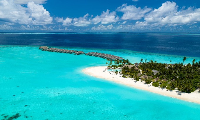 Maagau Island Hotel | Baglioni Resort Maldives - the Leading Hotels of the World