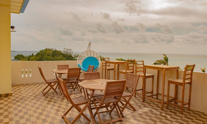 Naifaru Hotel | Hotel ∙ 8 guests