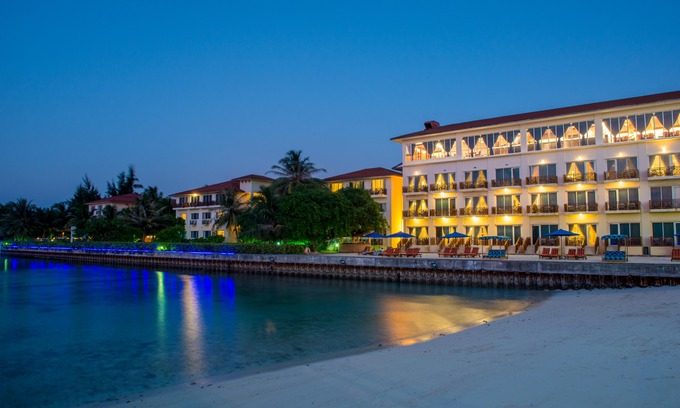 Hulhule Hotel | Hulhule Island Hotel