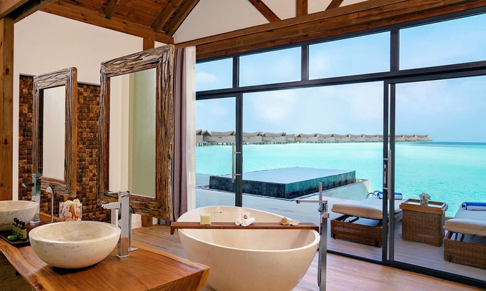 Kuredhivaru Resort | Kuredhivaru Resort & Spa Maldives