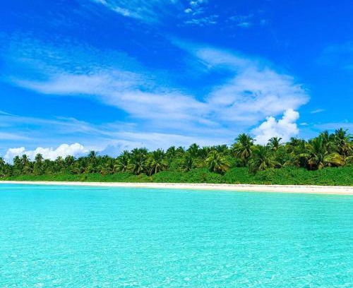 Gan Hotel | Long Beach Laamu Hotel