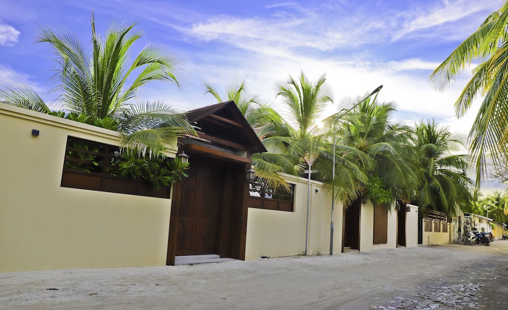 Rasdhoo Hotel | Beach Cottage