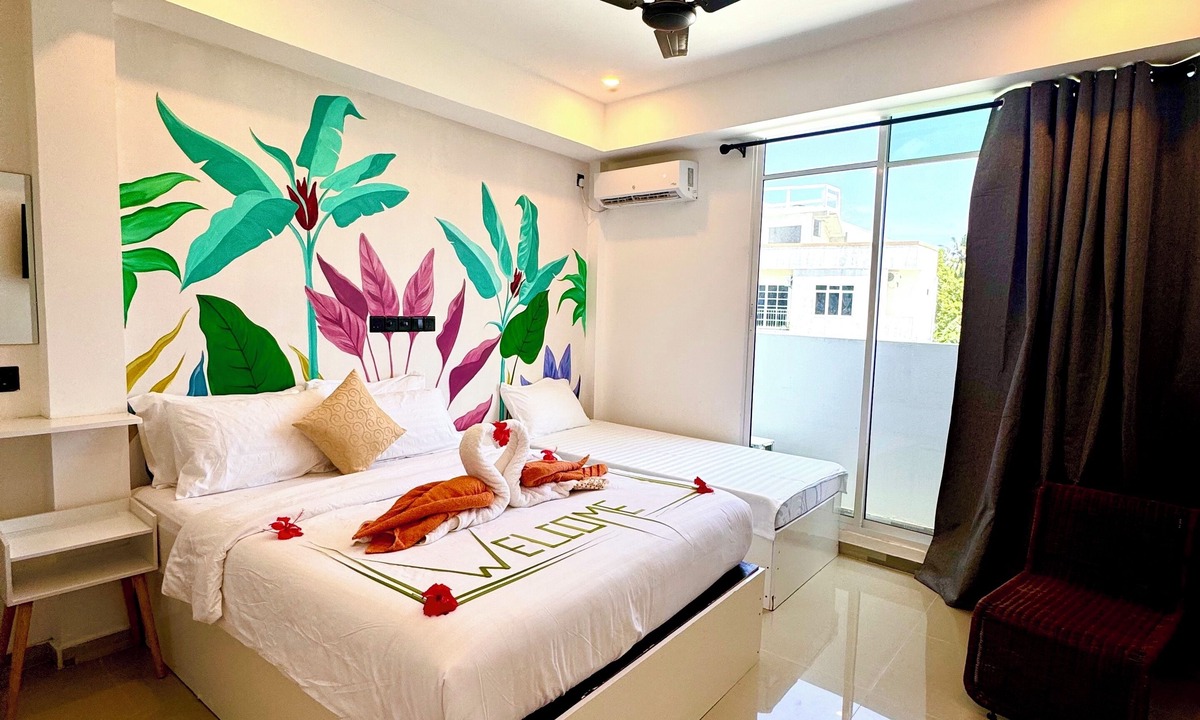Thoddoo House | Sands Garden Hotel
