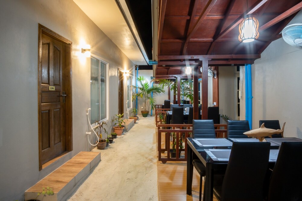 Ukulhas House | Ukulhas Beach Inn