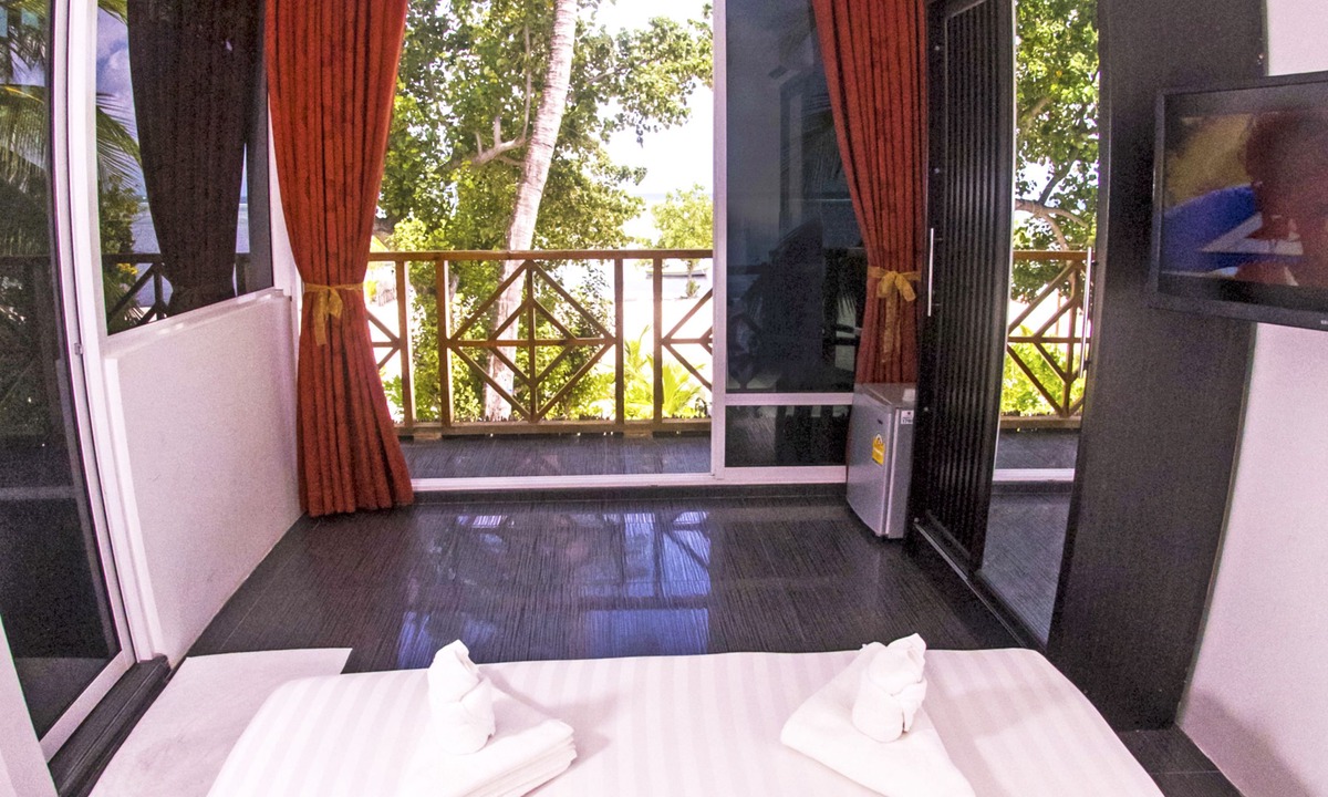 Maafushi House | Seven Corals
