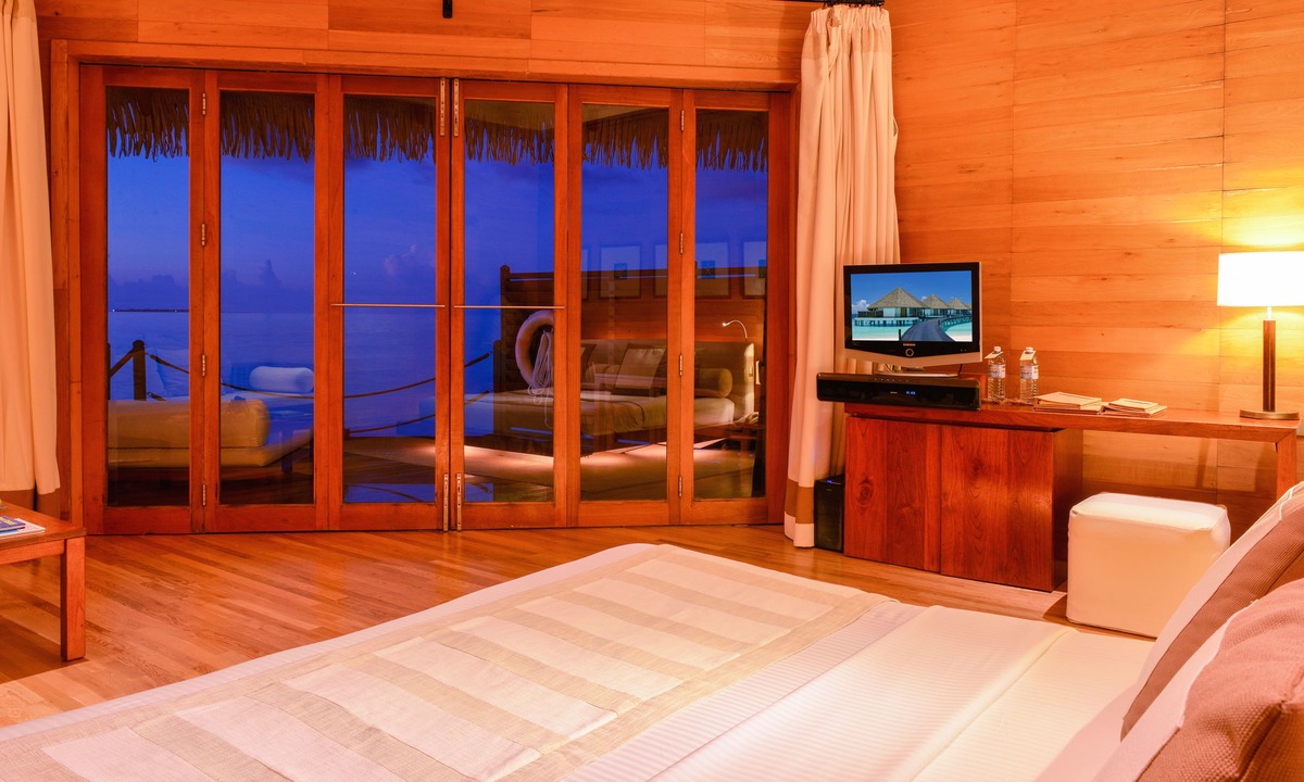 Meedhupparu Resort | Adaaran Prestige Water Villas - All inclusive