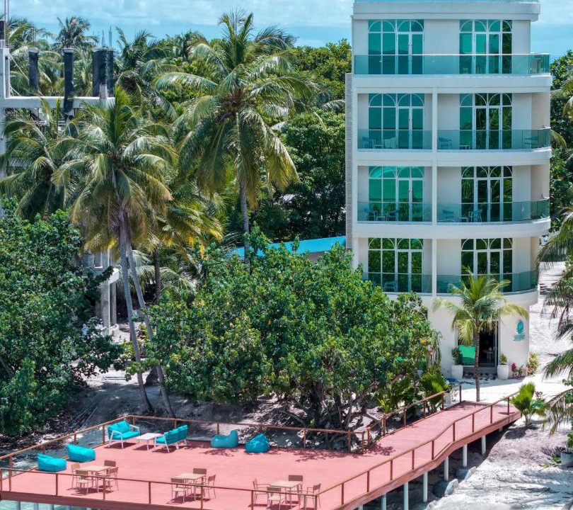 Dhidhdhoo House | Waterside Maldives