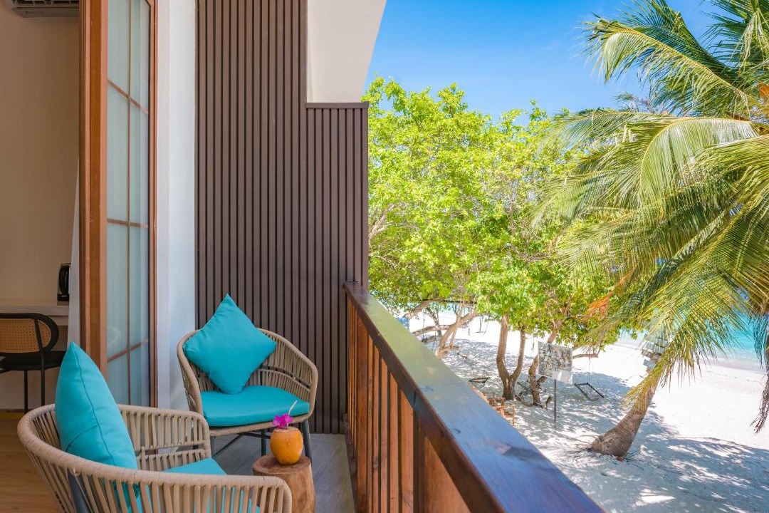 Maalhos Hotel | Thundi by Biosphere