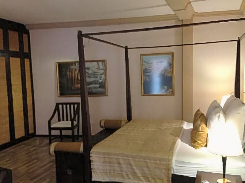 Photo of Bedroom in Male
