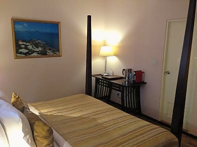 Photo of Bedroom in Male