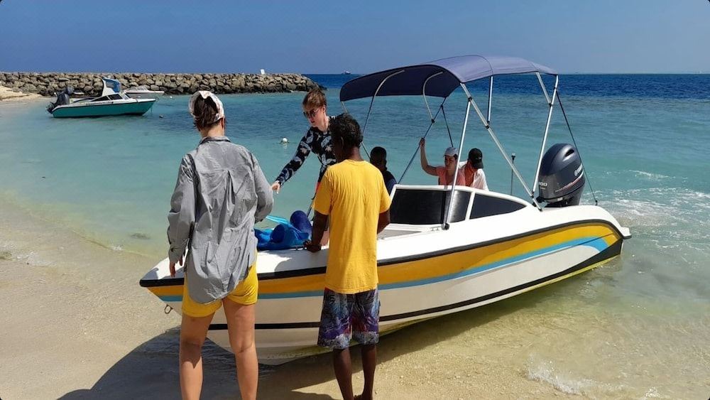 Photo of Human In Picture in Rasdhoo