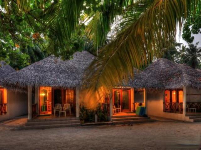 Photo of Buildings in Fihalhohi Island